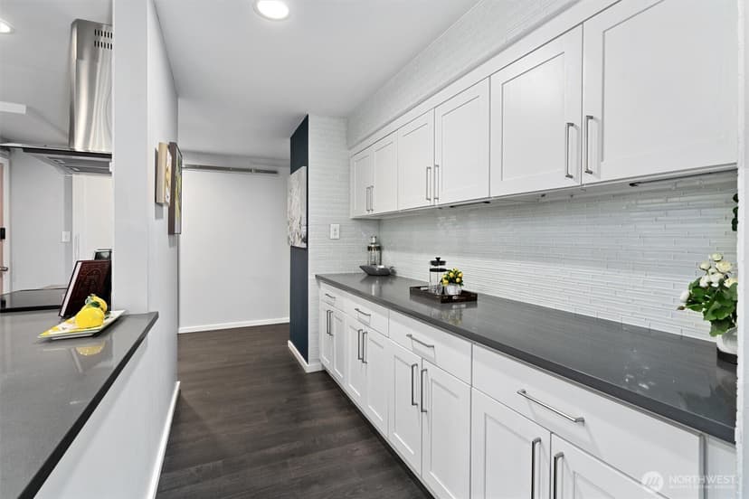 Property photo for 1808 S 118th Street #108, Seattle photo 12