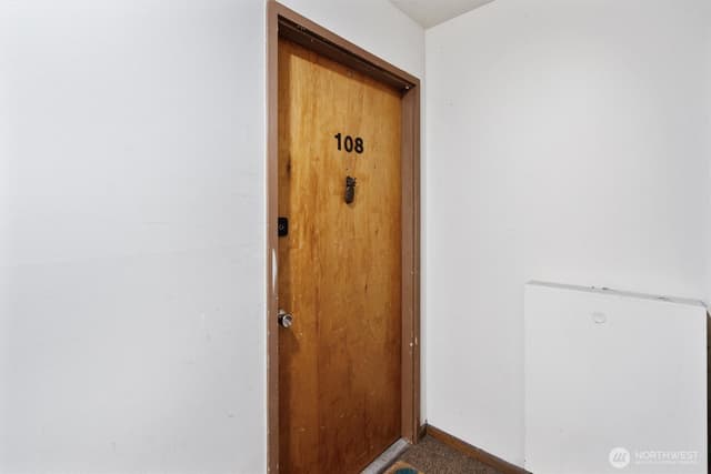 Property photo for 1808 S 118th Street #108, Seattle photo 4