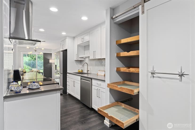 Property photo for 1808 S 118th Street #108, Seattle photo 8
