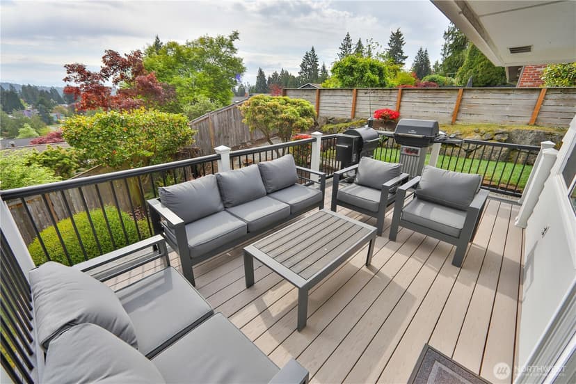 Property photo for 1330 176th Avenue NE, Bellevue photo 6