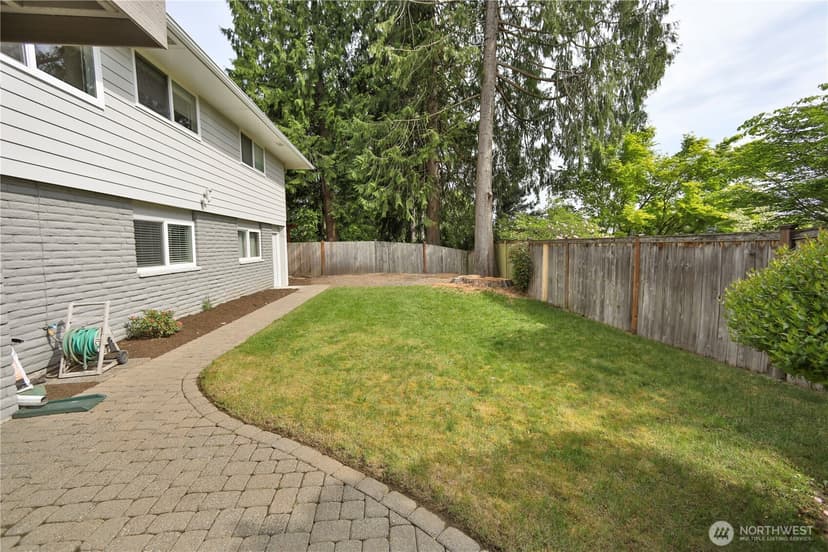Property photo for 1330 176th Avenue NE, Bellevue photo 23