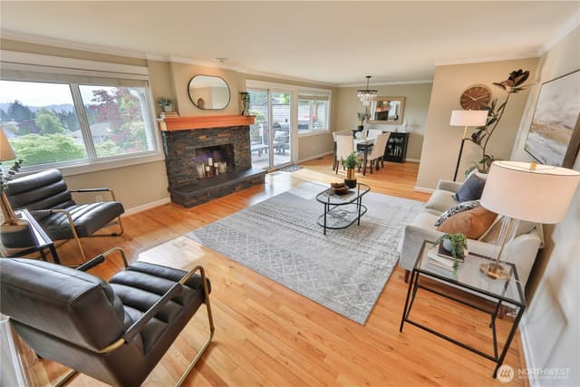 Property photo for 1330 176th Avenue NE, Bellevue photo 3