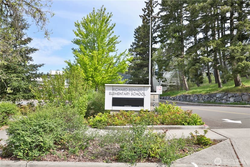 Property photo for 1330 176th Avenue NE, Bellevue photo 26