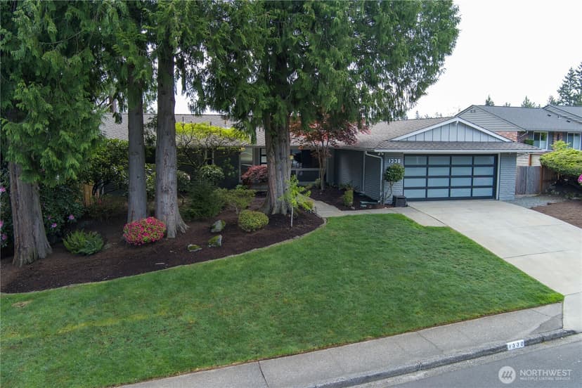 Property photo for 1330 176th Avenue NE, Bellevue photo 32