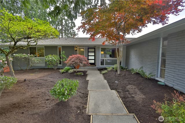 Property photo for 1330 176th Avenue NE, Bellevue photo 2
