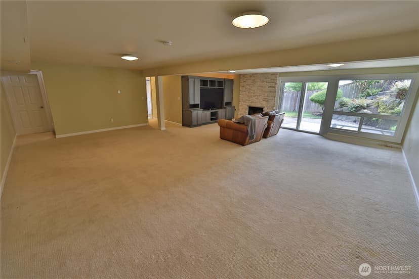 Property photo for 1330 176th Avenue NE, Bellevue photo 17