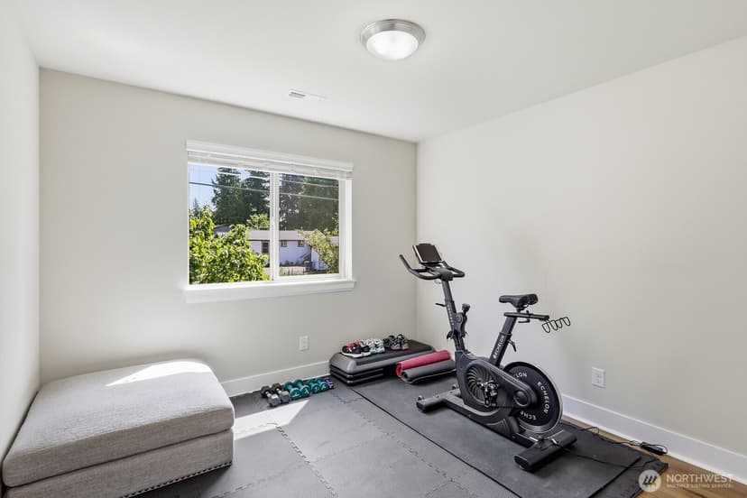 Property photo for 7430 NE 202nd Place, Kenmore photo 24