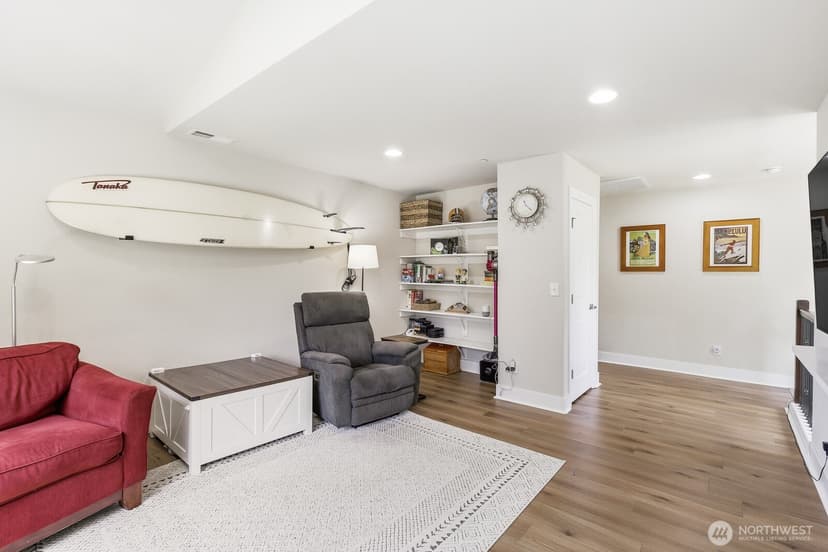 Property photo for 7430 NE 202nd Place, Kenmore photo 21