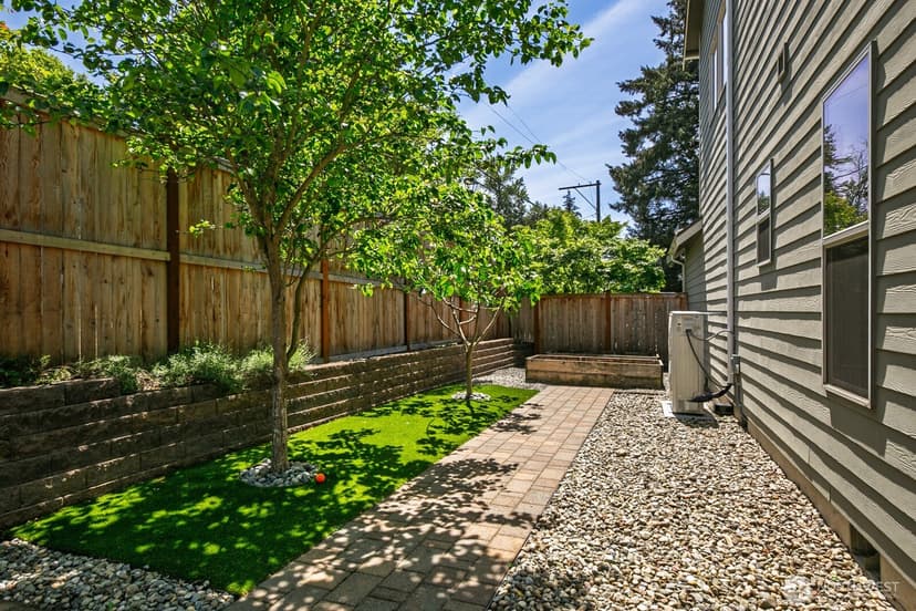 Property photo for 7430 NE 202nd Place, Kenmore photo 38