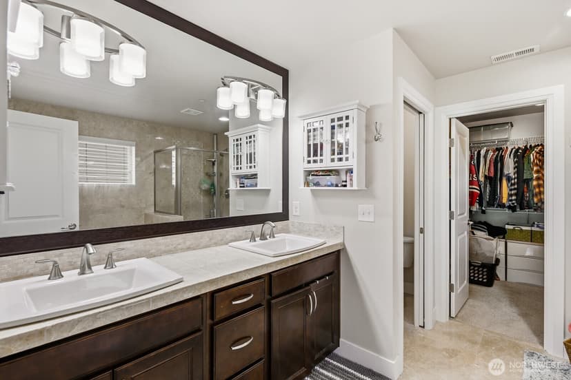Property photo for 7430 NE 202nd Place, Kenmore photo 31