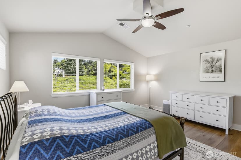 Property photo for 7430 NE 202nd Place, Kenmore photo 29