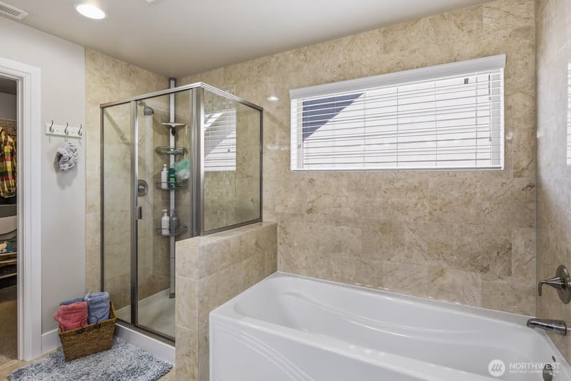 Property photo for 7430 NE 202nd Place, Kenmore photo 32