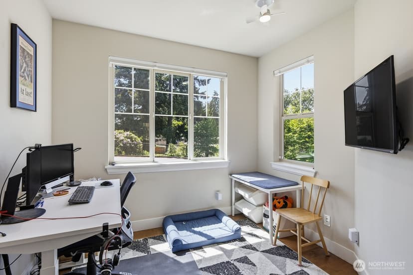 Property photo for 7430 NE 202nd Place, Kenmore photo 4