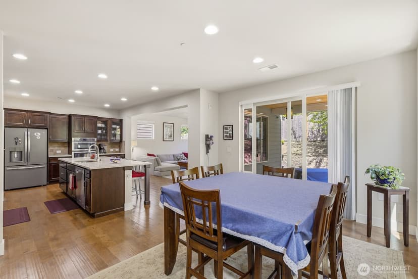 Property photo for 7430 NE 202nd Place, Kenmore photo 9