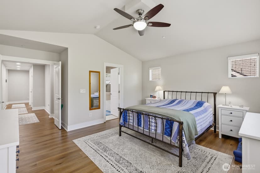 Property photo for 7430 NE 202nd Place, Kenmore photo 28