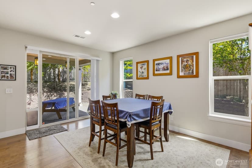 Property photo for 7430 NE 202nd Place, Kenmore photo 10
