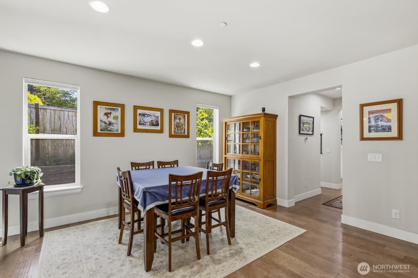 Property photo for 7430 NE 202nd Place, Kenmore photo 7