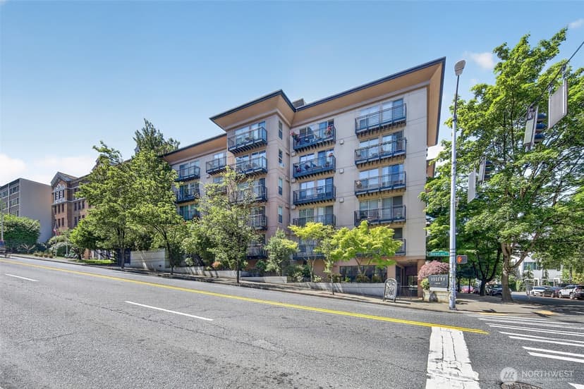 Property photo for 1323 Boren Avenue #412, Seattle photo 23