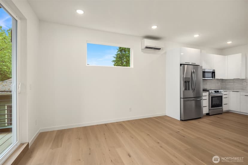 Property photo for 7334 25th Avenue NW, Seattle photo 10