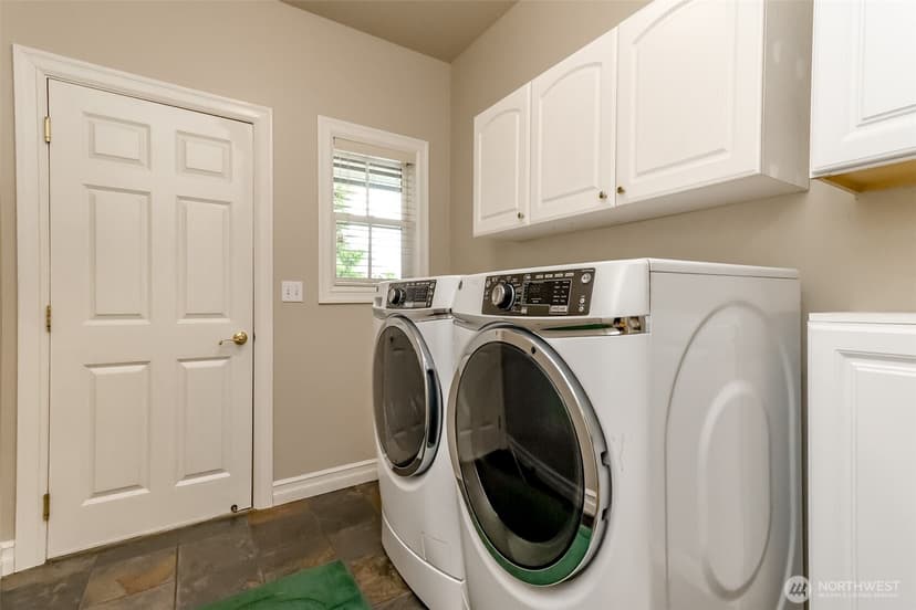 Property photo for 1847 Pointe Woodworth Drive NE, Tacoma photo 20