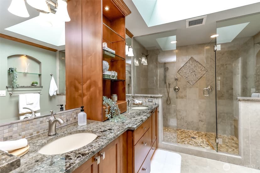 Property photo for 1847 Pointe Woodworth Drive NE, Tacoma photo 33