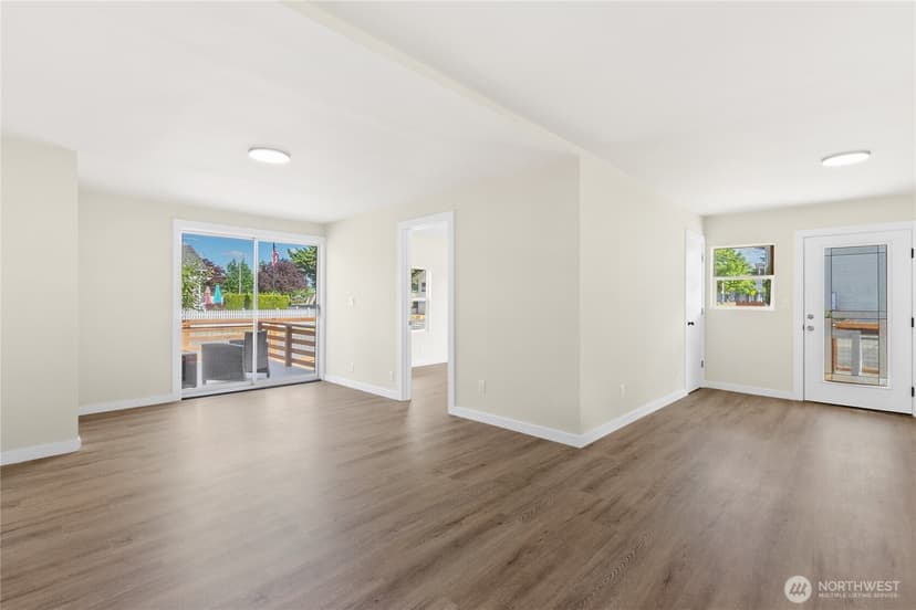 Property photo for 421 4th Street NE, Auburn photo 8