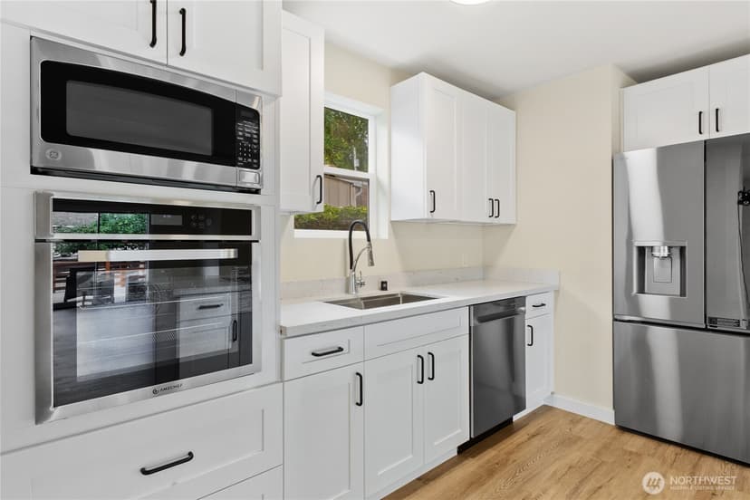 Property photo for 421 4th Street NE, Auburn photo 15