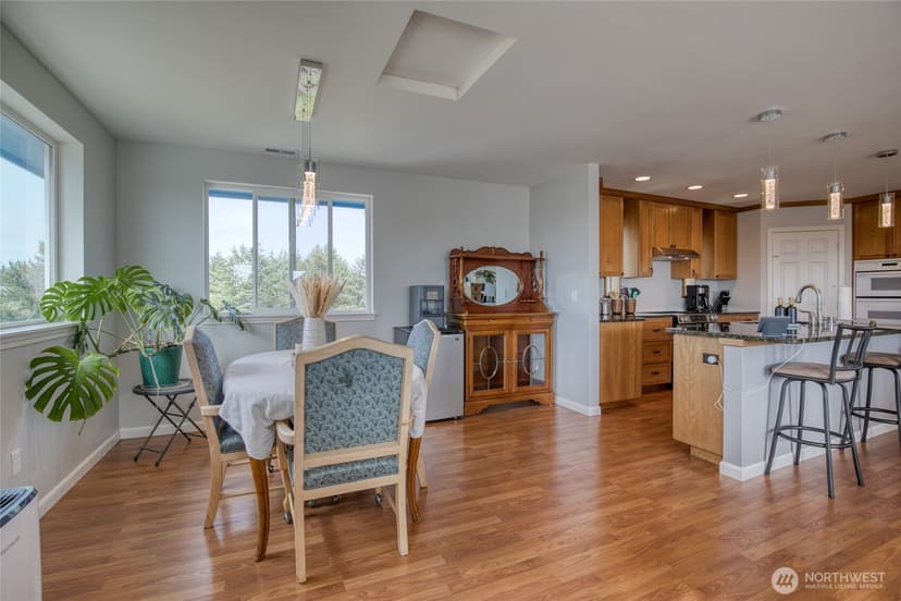 Property photo for 251 Ocean Shores Boulevard SW, Ocean Shores photo 22