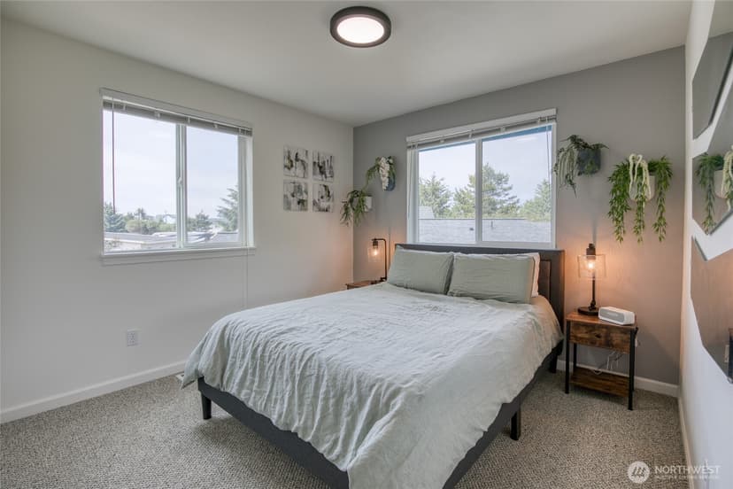 Property photo for 251 Ocean Shores Boulevard SW, Ocean Shores photo 31