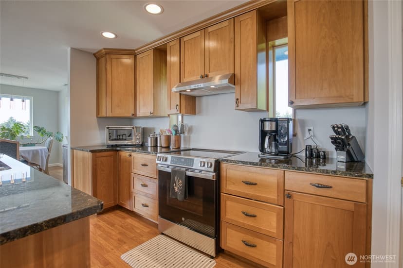 Property photo for 251 Ocean Shores Boulevard SW, Ocean Shores photo 18