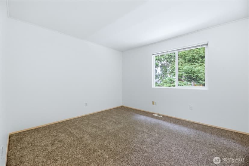 Property photo for 1205 57th Drive SE, Auburn photo 23