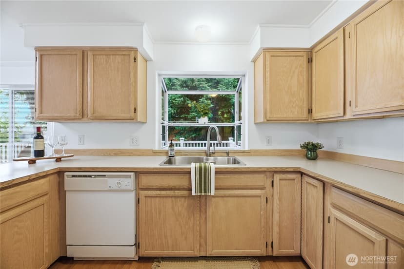 Property photo for 1205 57th Drive SE, Auburn photo 13