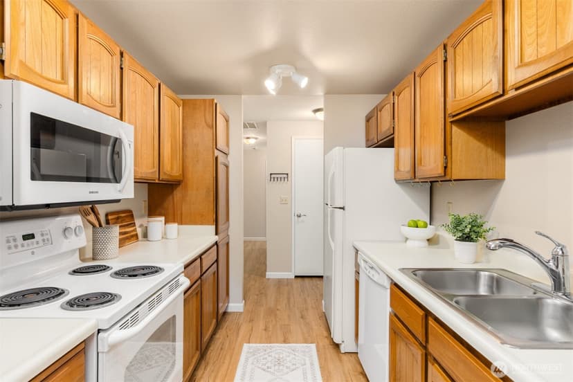 Property photo for 1011 Blue Heron Avenue NE, Bainbridge Island photo 11