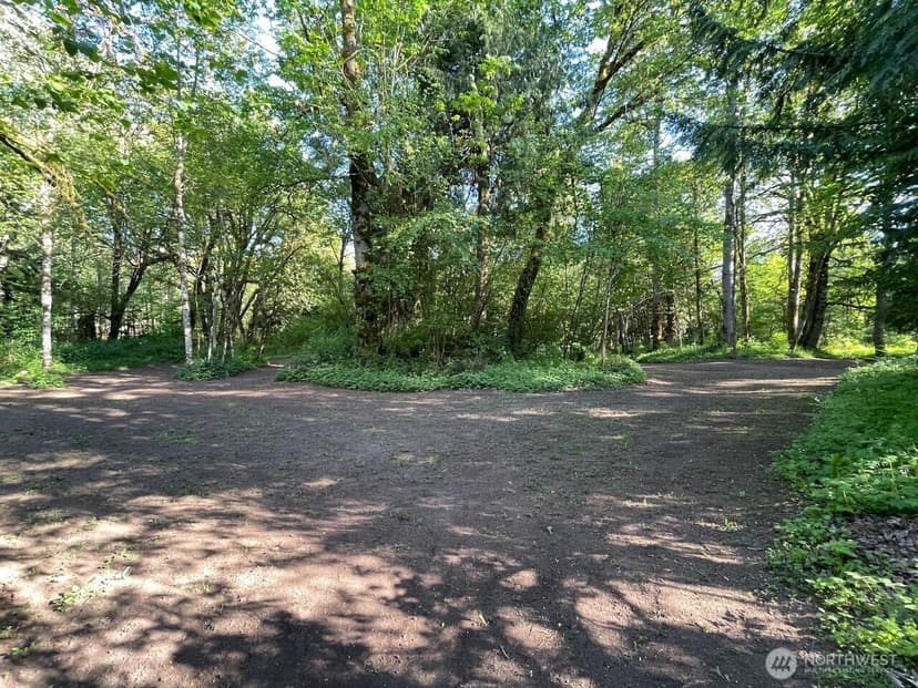 Property photo for 15901 108th Street E, Puyallup photo 25