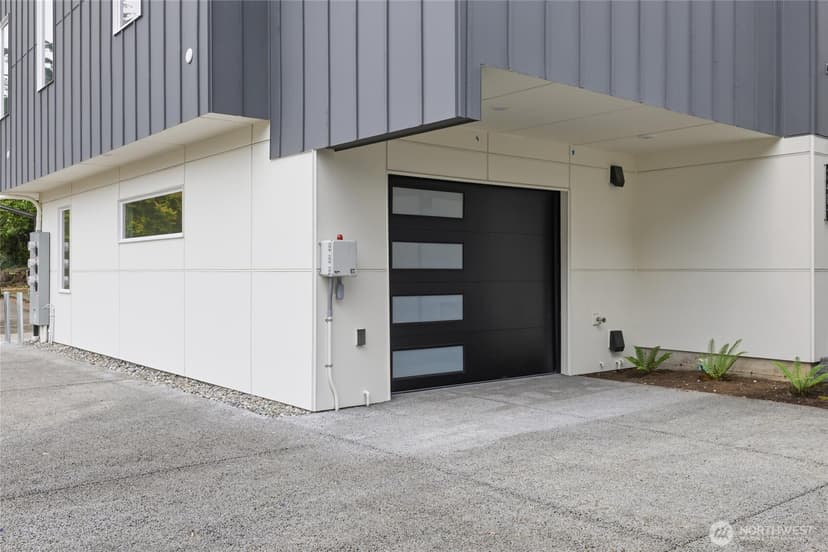 Property photo for 1405 29th Avenue, Seattle photo 6