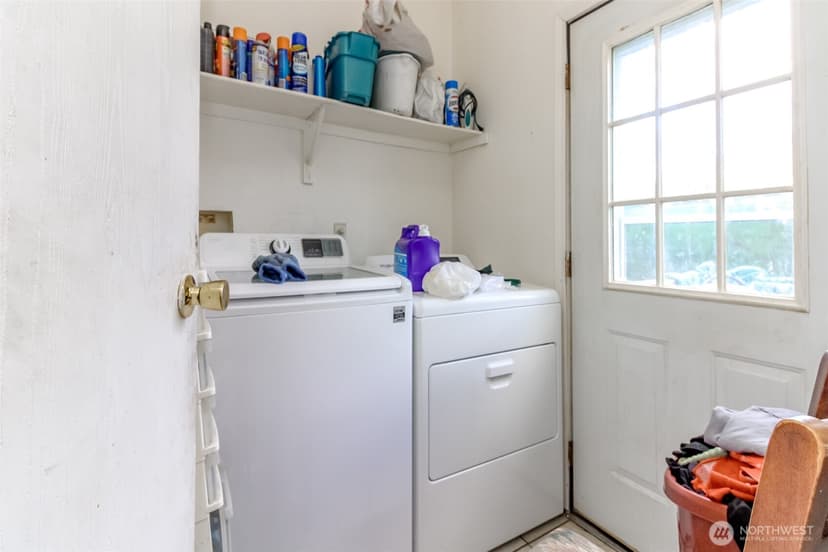 Property photo for 8216 19th Avenue E #10, Tacoma photo 15