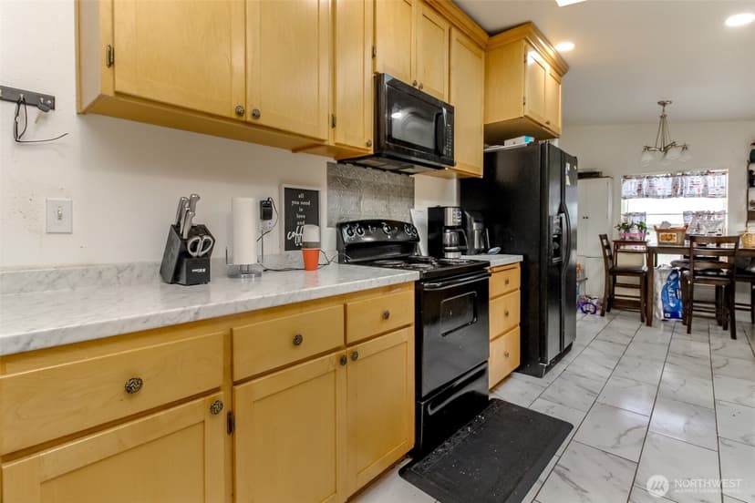Property photo for 8216 19th Avenue E #10, Tacoma photo 10