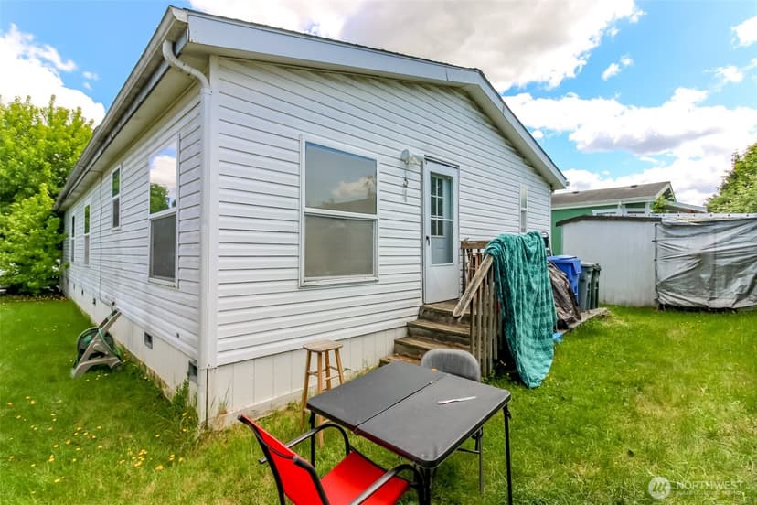 Property photo for 8216 19th Avenue E #10, Tacoma photo 27
