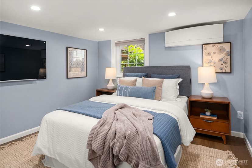 Property photo for 4620 15th Avenue S, Seattle photo 17