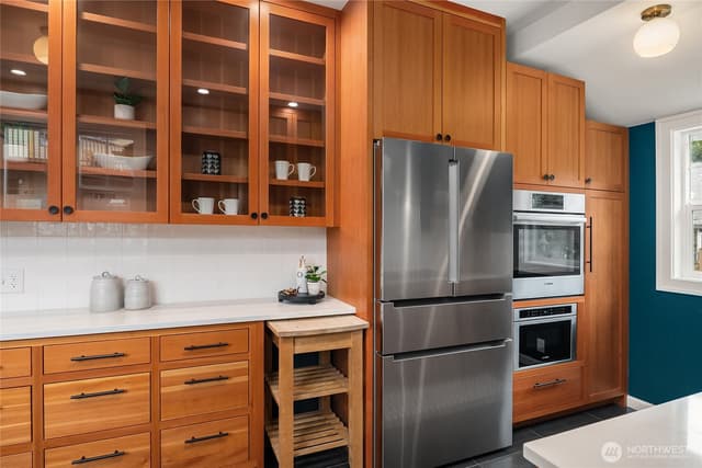 Property photo for 4620 15th Avenue S, Seattle photo 5