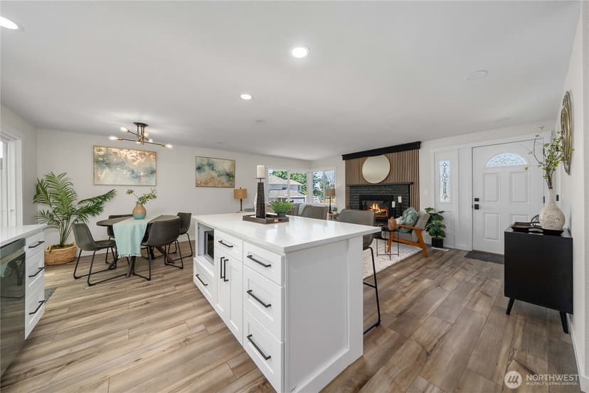 Property photo for 9607 S 216th Street, Kent photo 16