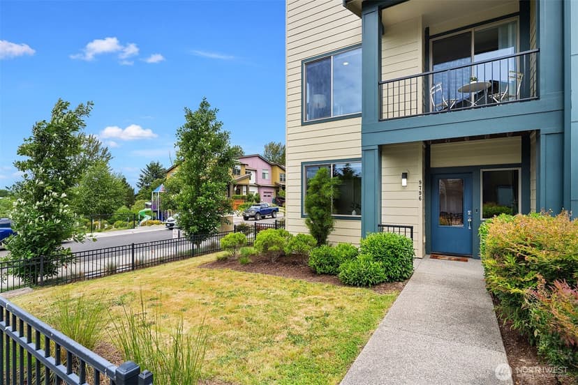 Property photo for 9796 11th Avenue SW, Seattle photo 3