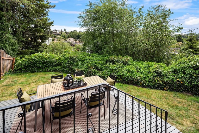 Property photo for 5028 41st Avenue SW, Seattle photo 18
