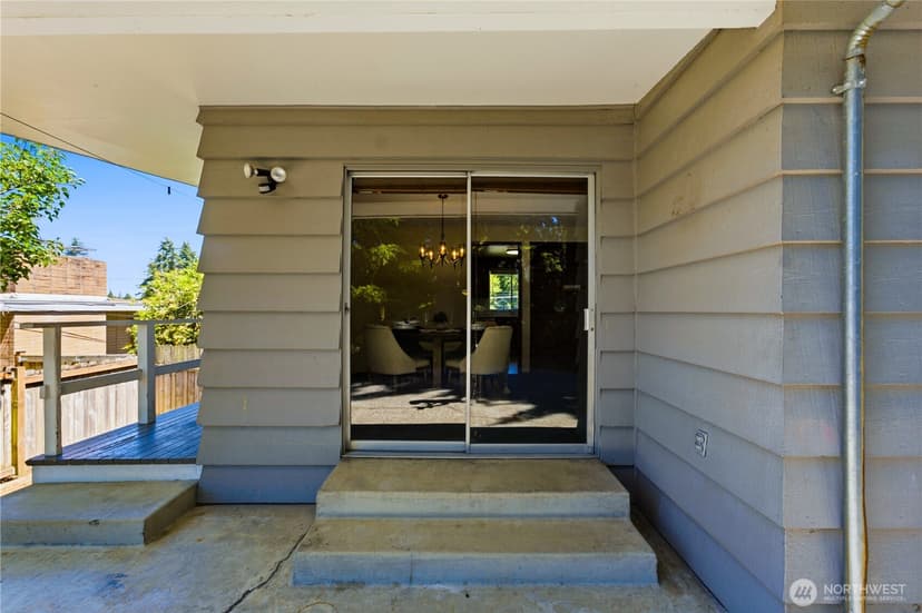 Property photo for 918 Manor Drive, Fircrest photo 14