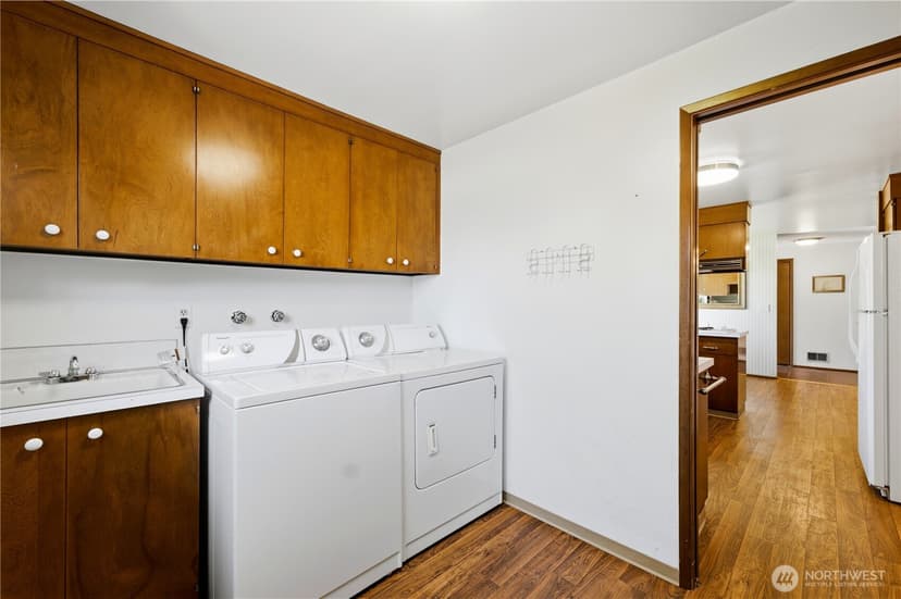 Property photo for 918 Manor Drive, Fircrest photo 20
