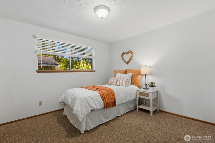 Property photo for 918 Manor Drive, Fircrest photo 29