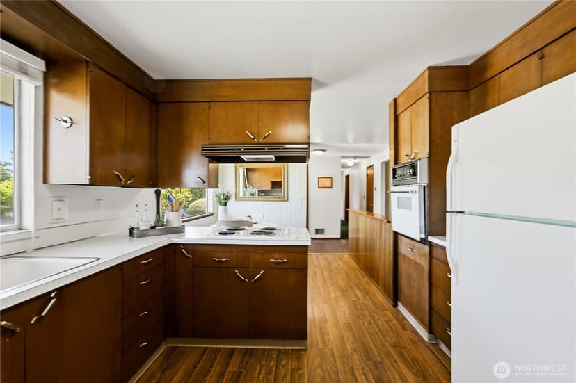 Property photo for 918 Manor Drive, Fircrest photo 16