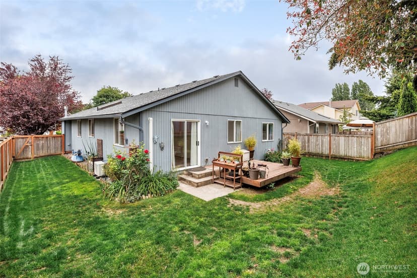 Property photo for 5034 39th Street NE, Tacoma photo 3