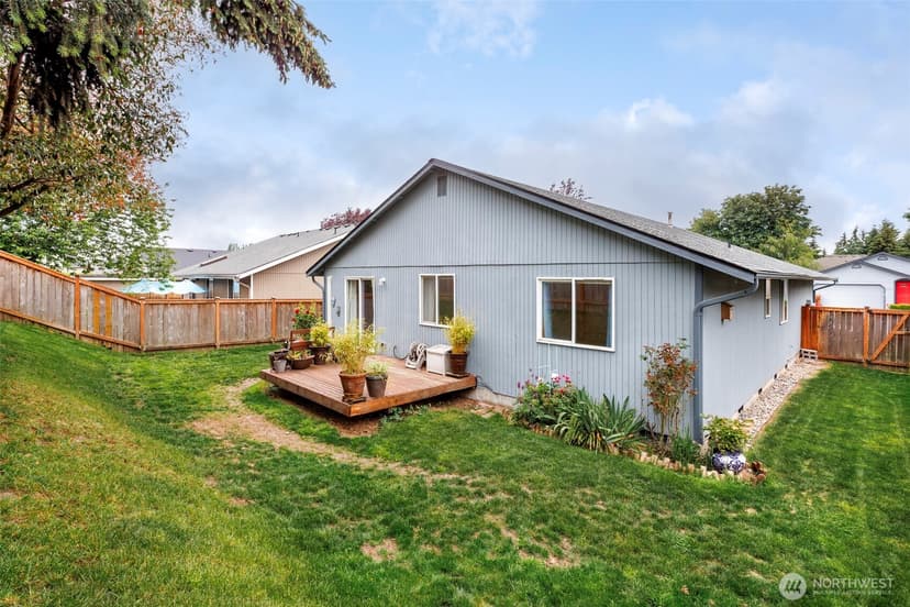 Property photo for 5034 39th Street NE, Tacoma photo 4