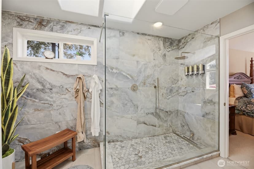 Property photo for 17806 Oxford Drive, Arlington photo 25